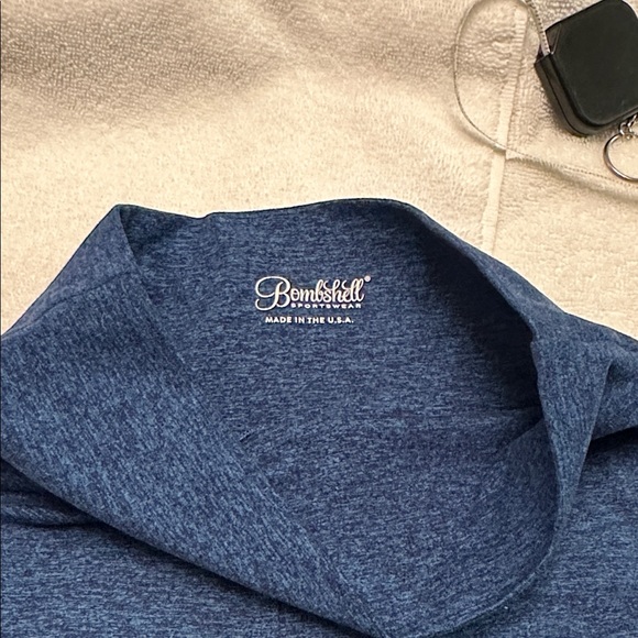 Bombshell Sportswear Medium blue Leggings with Stripes and side pockets - Picture 6 of 6